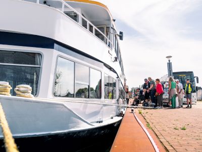 Opstapplaats Veluwemeer Cruises